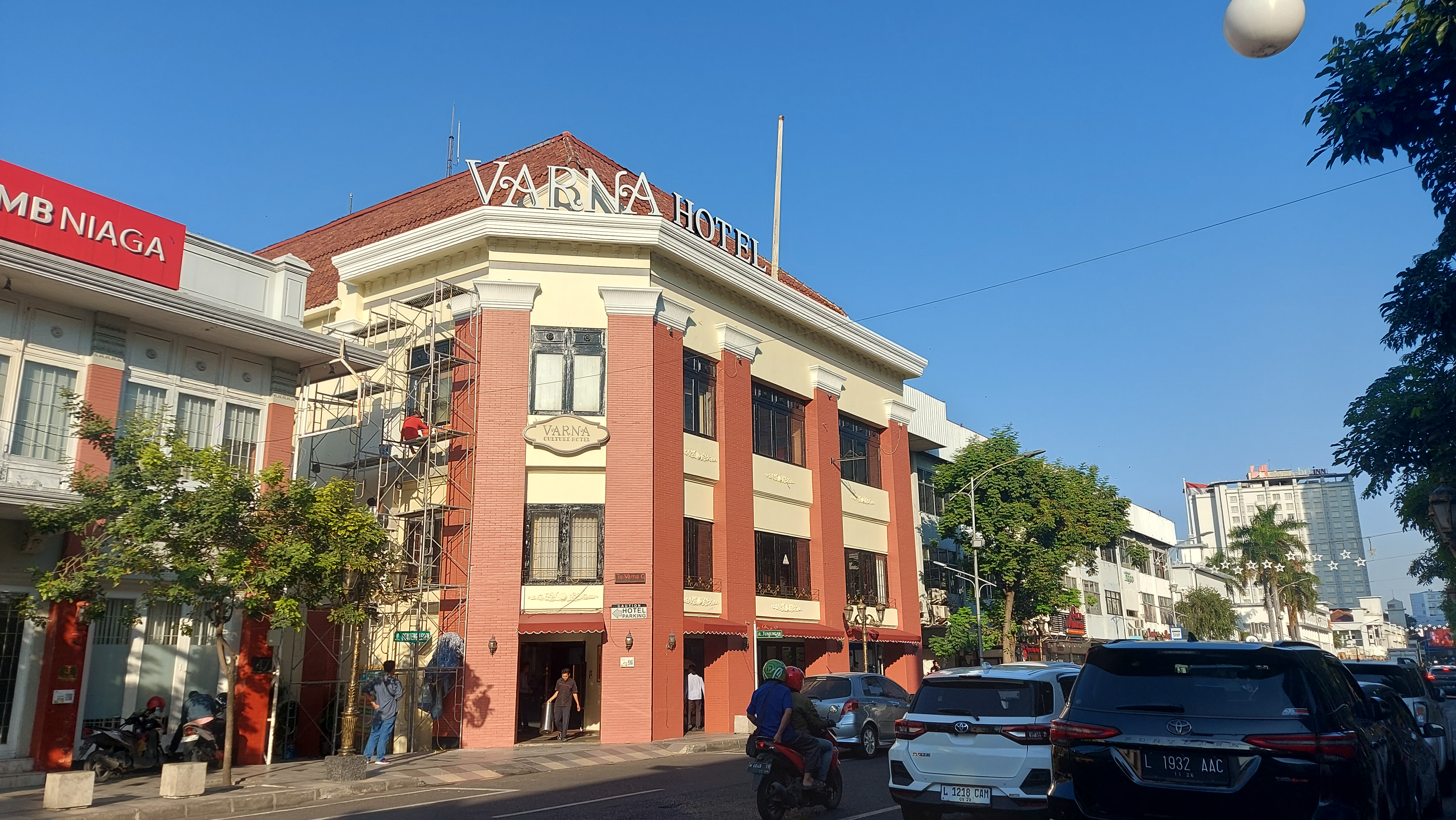 KINERJA JULI 2026 SOLID, PT ADI GRAHA WIRA JATIM LAMPAUI TARGET RKAP DAN PERTAHANKAN OKUPANSI HOTEL DI ATAS KOMPETITOR